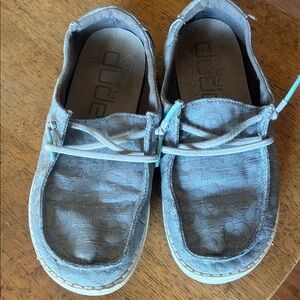 Little Girls Hey Dude shoes